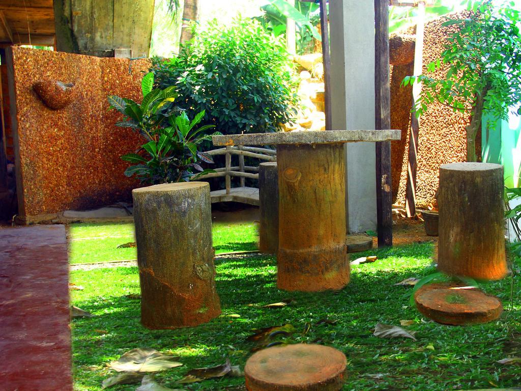 Hotel Mirissa Harbour View Esterno foto